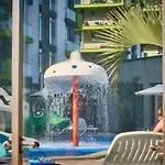 Blue Shell Apartment- Spa & Pool